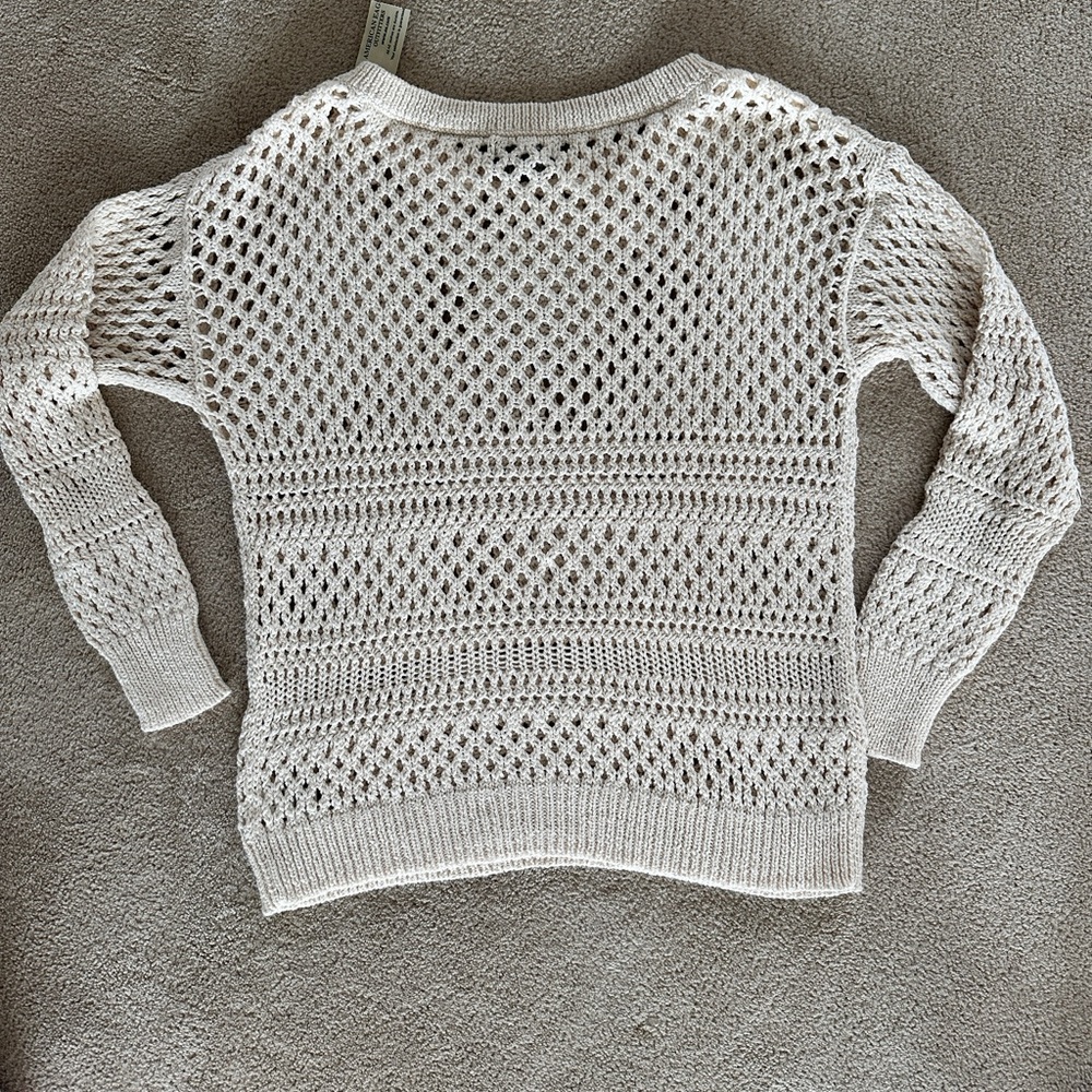 NWT America Eagle holey n sparkly Sweater - Picture 3 of 5